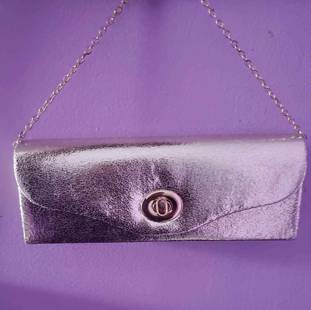 GOLD CLUTCH